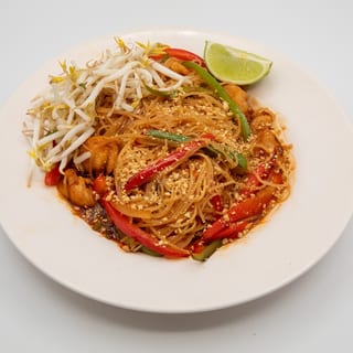 Thai Noodles with Shrimp and Chicken